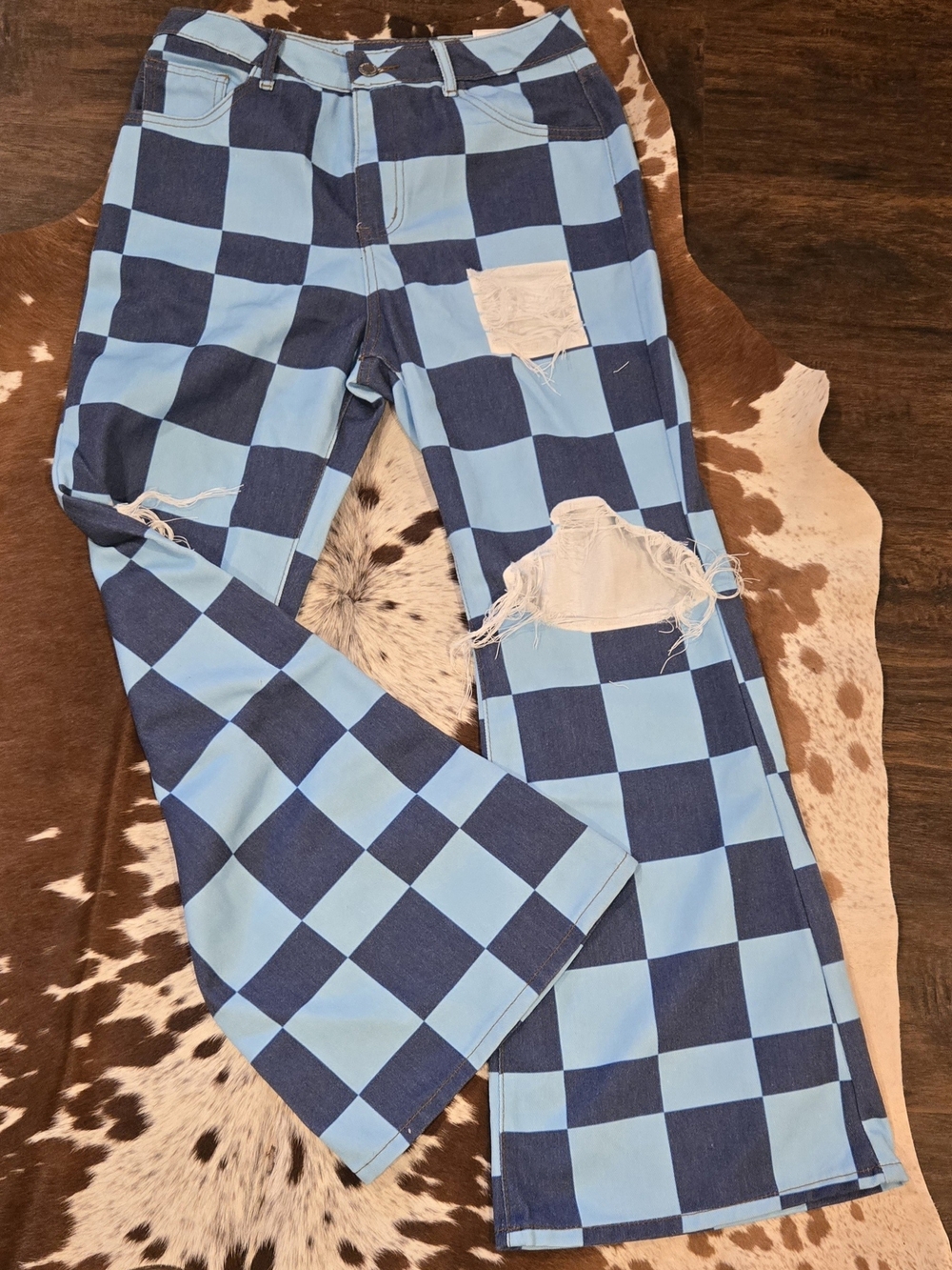 Women’s Blue Checkerboard Ripped Jeans